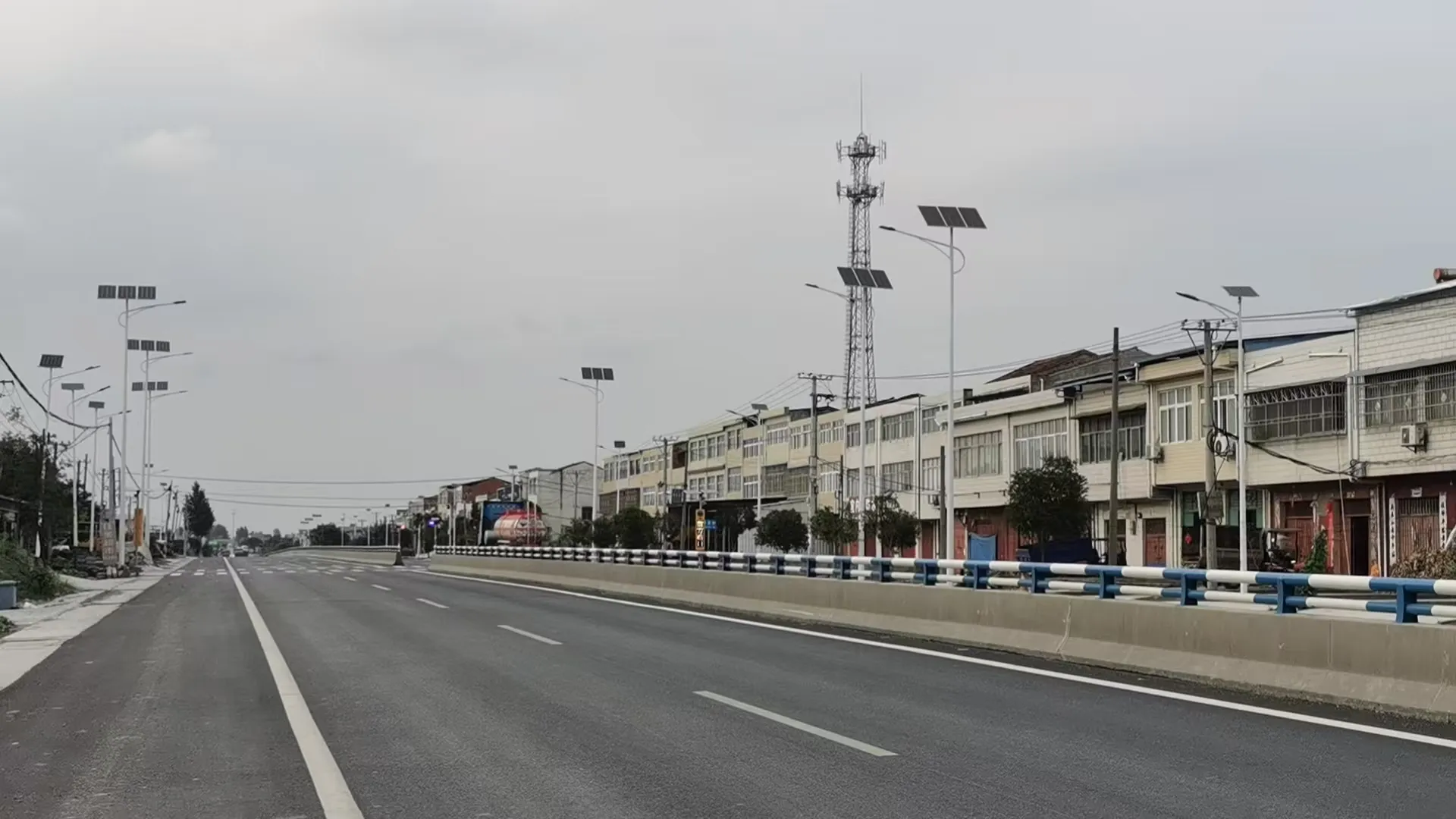 highway lighting project implemented by Yahualighting in Xiangyang highway lighting project implemented by Yahualighting in Xiangyang